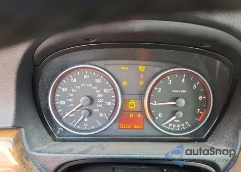 2007 BMW 328 Xi z USA, uszkodzony, nr VIN WBAVC93567KX60180